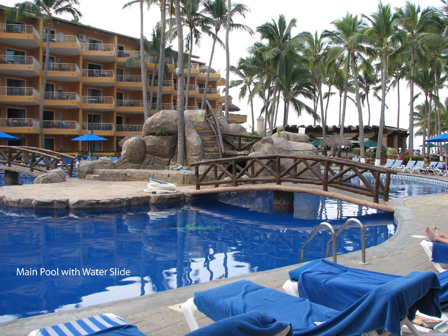 Loading Resort Image...